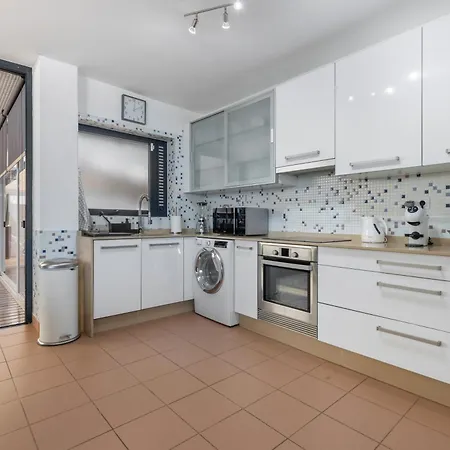 Carmina House * Коста Калма